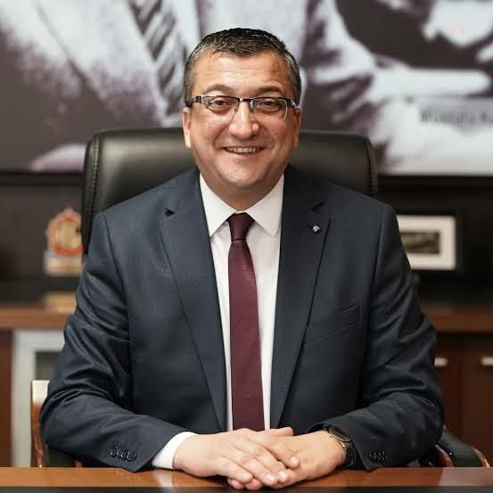 Çanakkale Çan Belediye Başkanı Bülent Öz, Gözaltına Alındı… CHP’li Erkek: “Temelsiz, Yersiz, Haksız ve Hukuksuz”Lent Öz Gözaltına Alındı