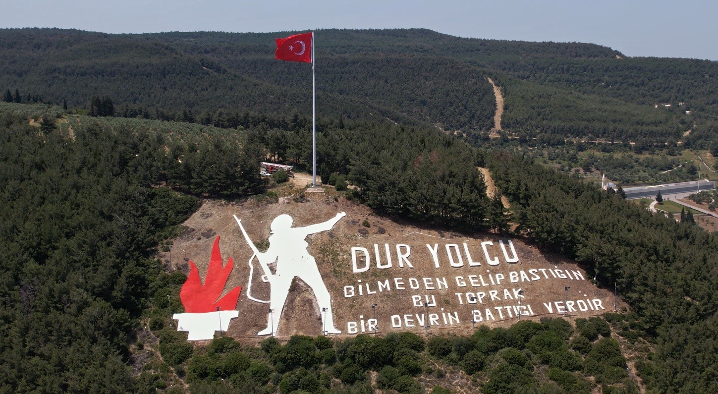 Çanakkale’nin simgesi ‘Dur Yolcu’ yazısı